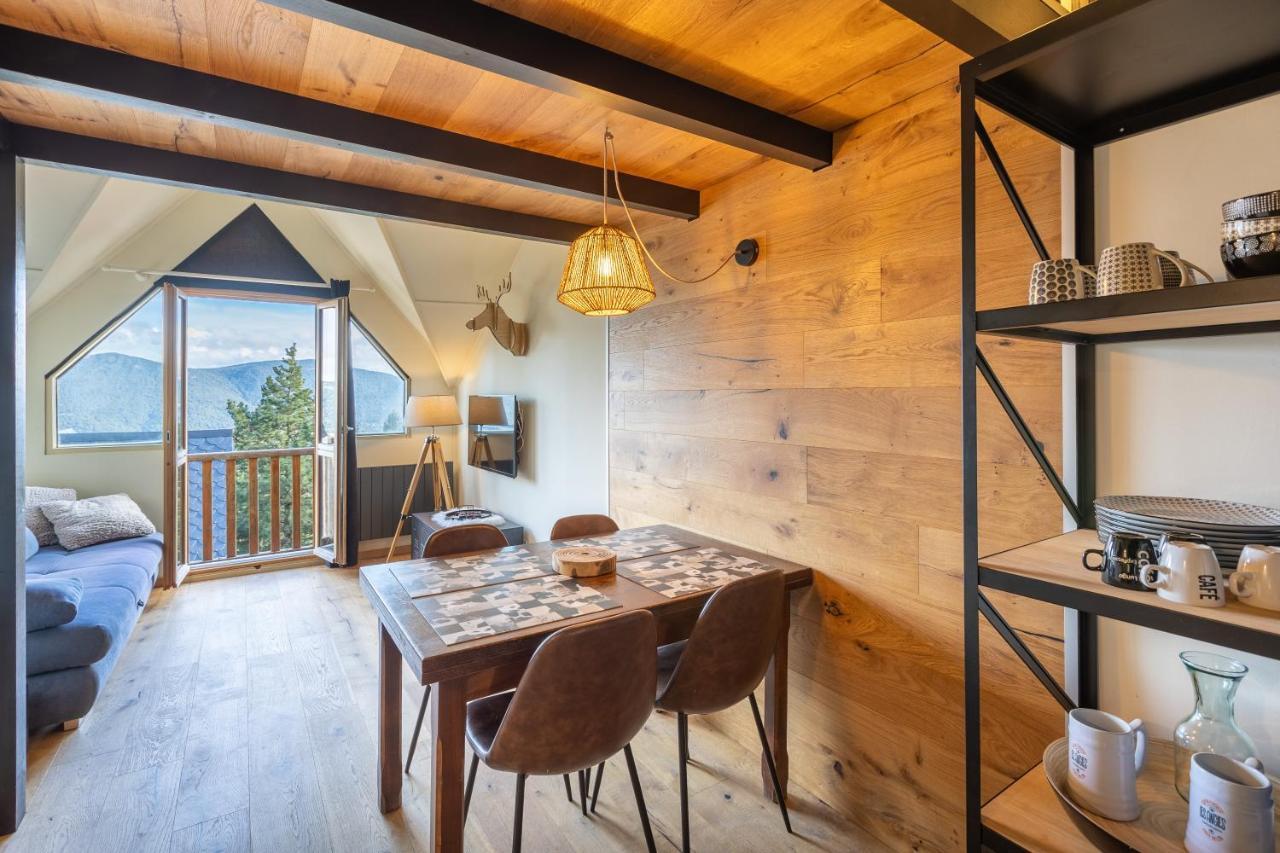 レ・ザングルLe Cerf - Duplex Avec Superbe Vue Montagneアパートメント エクステリア 写真