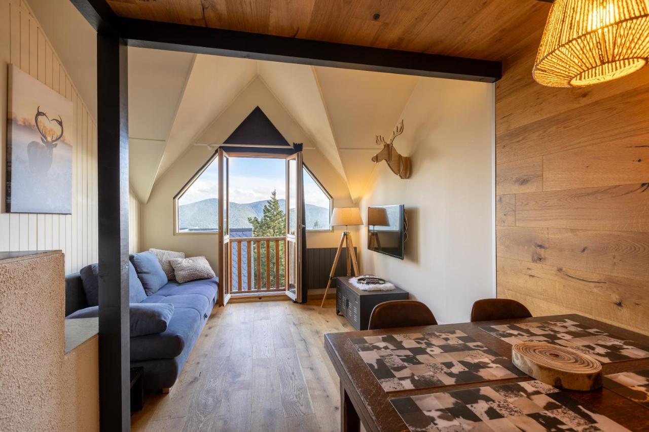 レ・ザングルLe Cerf - Duplex Avec Superbe Vue Montagneアパートメント エクステリア 写真