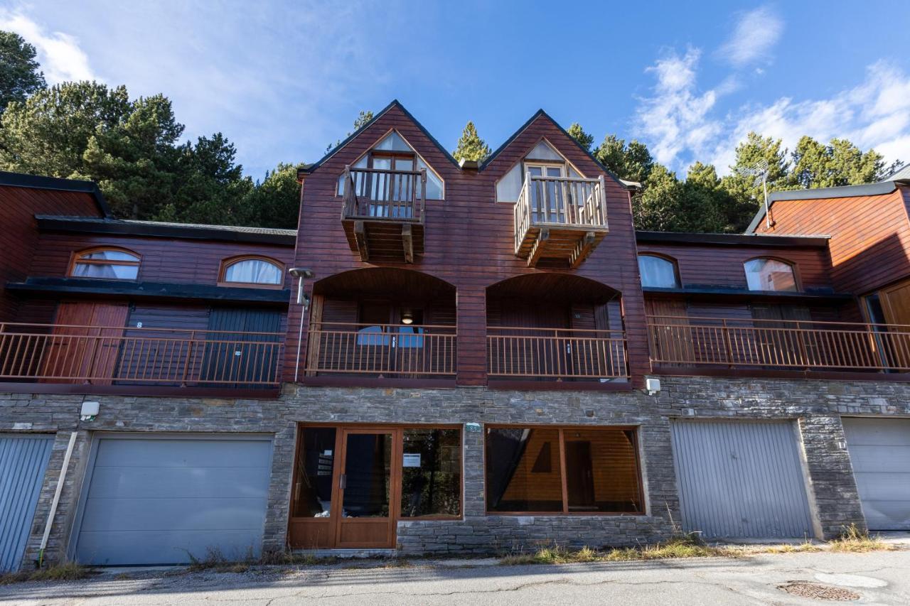 レ・ザングルLe Cerf - Duplex Avec Superbe Vue Montagneアパートメント エクステリア 写真
